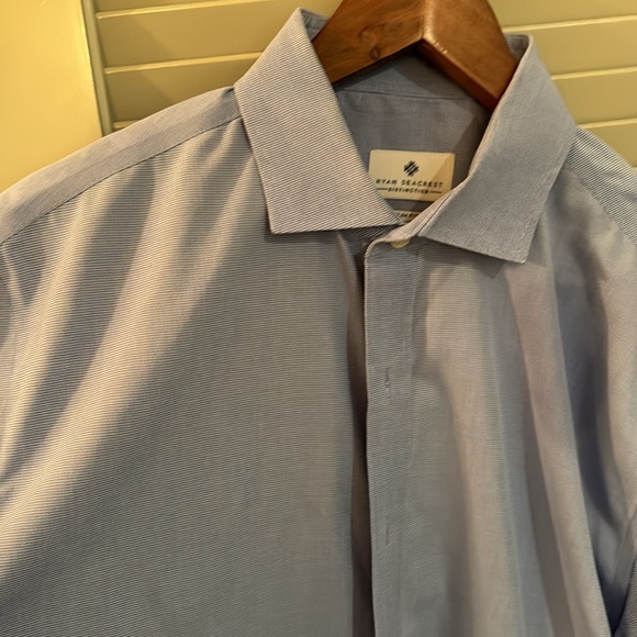 Men’s buttoned down shirt - Picture 2 of 3
